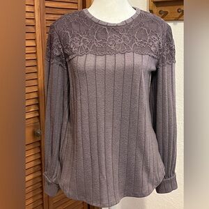 Excellent - Maurice’s Top